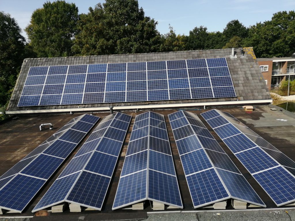 de oudere zonnepanelen 100 stuks sinds 2018